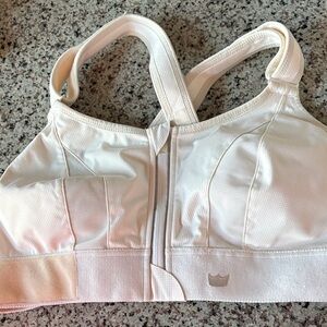 SHEFIT White Sports Bra 1LUXE